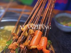 -两三事小郡肝串串香火锅(桂庙店)