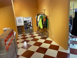 -Devilhands Barbershop男士理容店