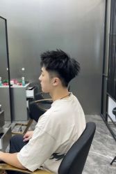-尤司男士国潮理发馆