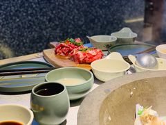 鲜潭捞拌肥牛-鲜潭蒸汽石锅鱼(五道口购物中心店)