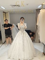 -GRACE KELLY婚纱与礼服(北京店)