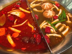 台式麻辣锅-湊湊火锅·茶憩(杭州湖滨银泰in77店)