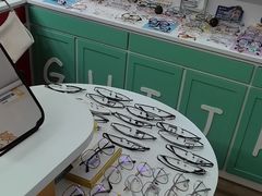 -美空眼镜·星趣控·新乐学·控优点合作店(周浦万达店)