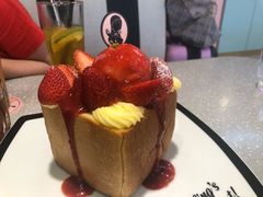 -Dazzling Cafe 蜜糖吐司专卖店