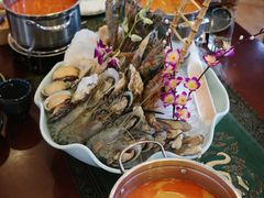 冬阴功汤底-火舞泰·泰式海鲜火锅餐厅(世纪城店)