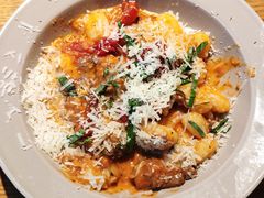 -HELLO 27 意面·沙拉·帕尼尼