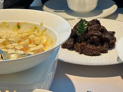 蟹粉豆腐-屋里厢上海菜馆