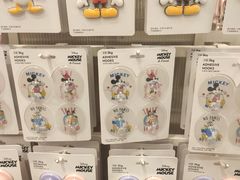 -名创优品(万达广场河东店)