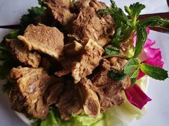 -银同牦牛肉火锅