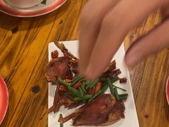 -冶建镜子·老南昌大排档·江西虾王(总店)