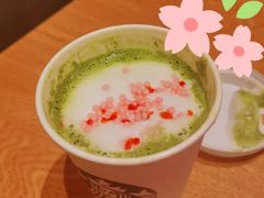 樱花草莓茶拿铁-星巴克(郑州曼哈顿广场店)