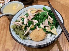 手撕鸡饭-狮头牌卤味研究所·卤味饭(花城汇南区店)