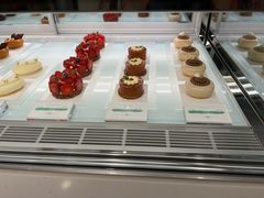 -潮一不贰·法式甜品·生日蛋糕·西式简餐(外滩店)