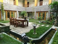-湖光月色临湖音乐餐厅(台儿庄古城店)
