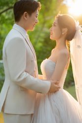 -雪中彩影婚纱摄影·微光艺术中心