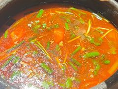 -贵厨酸汤牛肉(花果园国际中心店)