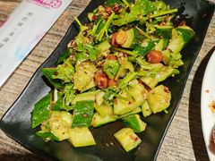 -嗨辣小聚·盘锦河蟹·海鲜烧烤龙虾(盘锦十年好店)