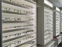 -目艮眼镜SHOWROOM(品牌集合店)