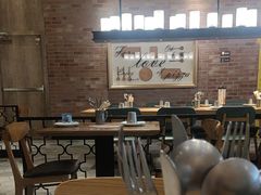 -必胜客(华地店)