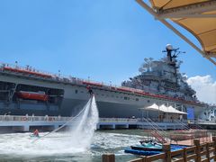 -泰达航母主题公园