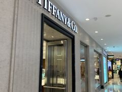 -Tiffany & Co.蒂芙尼
(杭州大厦店)