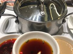 -红鼎豆捞·非遗鲍皇汤火锅(宝丰路店)