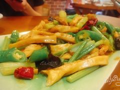 -山沟沟炒鸡(颐灏·海怡名都店)