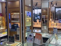 -光明眼镜·蔡司授权(徐泾店)