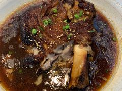 -老码头黑皮肘子锅包肉(文政街店)