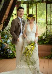 -雪中彩影婚纱摄影·微光艺术中心