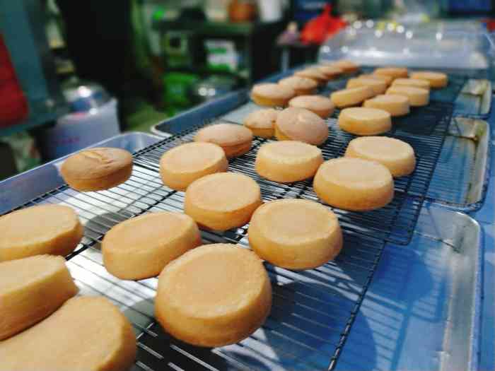 泰国香米蛋糕-"泰国香米蛋糕位于北山市场后面的小巷子里~.