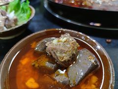 -利姐牧牛匠老火锅(兰花店)