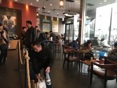 大堂-星巴克臻选(济南恒隆店)