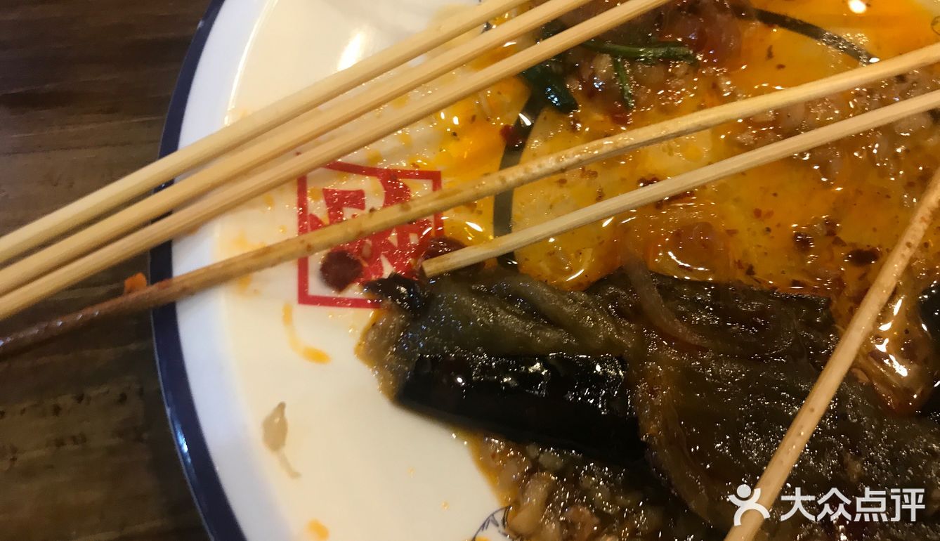 忘记发点评了，吃完才点的，然后口味还不错，臭豆腐有点小