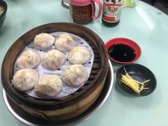 蟹黄汤包-食惠里小笼包面馆(越秀店)