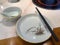 -乡土黄·鲜牛肉火锅·小龙虾(兴业街店)