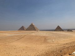 -吉萨金字塔群