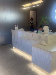-PE SALON