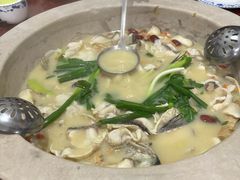 -姚记抚仙湖石锅鱼庄