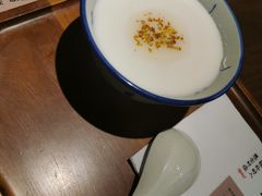 杏仁豆腐-RUXU入续鸳鸯糖水铺(万菱汇店)
