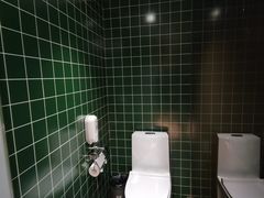 -秋果酒店(北京中日友好医院和平里地铁站店)