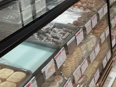 面包甜点陈列柜-稻香村(朝阳大悦城店)