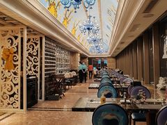 -皇朝万鑫自助餐厅