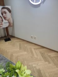-HEYAN荷妍专业脱毛连锁机构