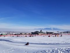 -丝绸之路山地度假区滑雪场