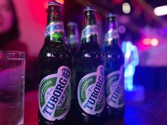 -UP嘻哈酒吧(粉巢店)