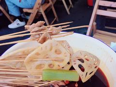 -拈签一笑黄牛肉辣卤串串