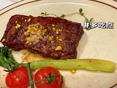 -马克西姆俄罗斯餐厅(通亚街店)