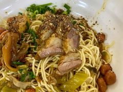 -阿阳牛腩腌面店