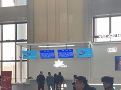 -伊宁站